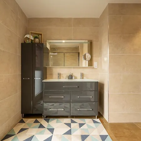 La Maison De Rania - Moins Dun Km De La Gare *